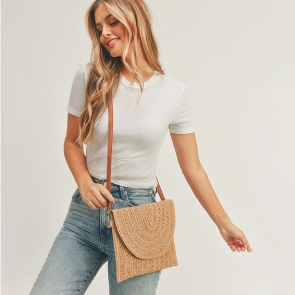 TAN STRAW ENVELOPE CROSSBODY/CLUTCH - Picture 3 of 6